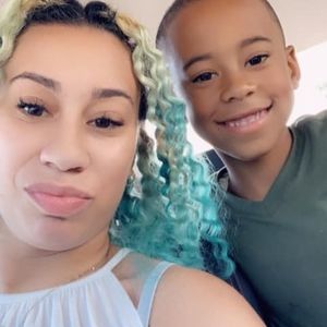 Meet your Posher, Robin